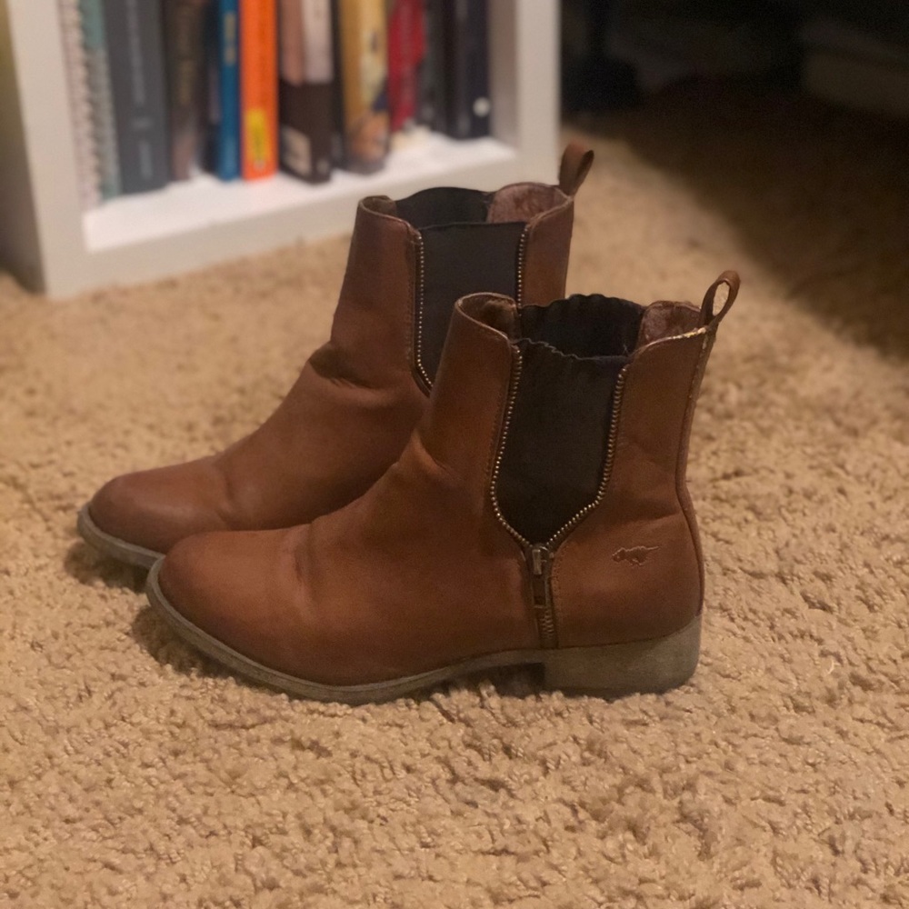 Rocket Dog brown booties
